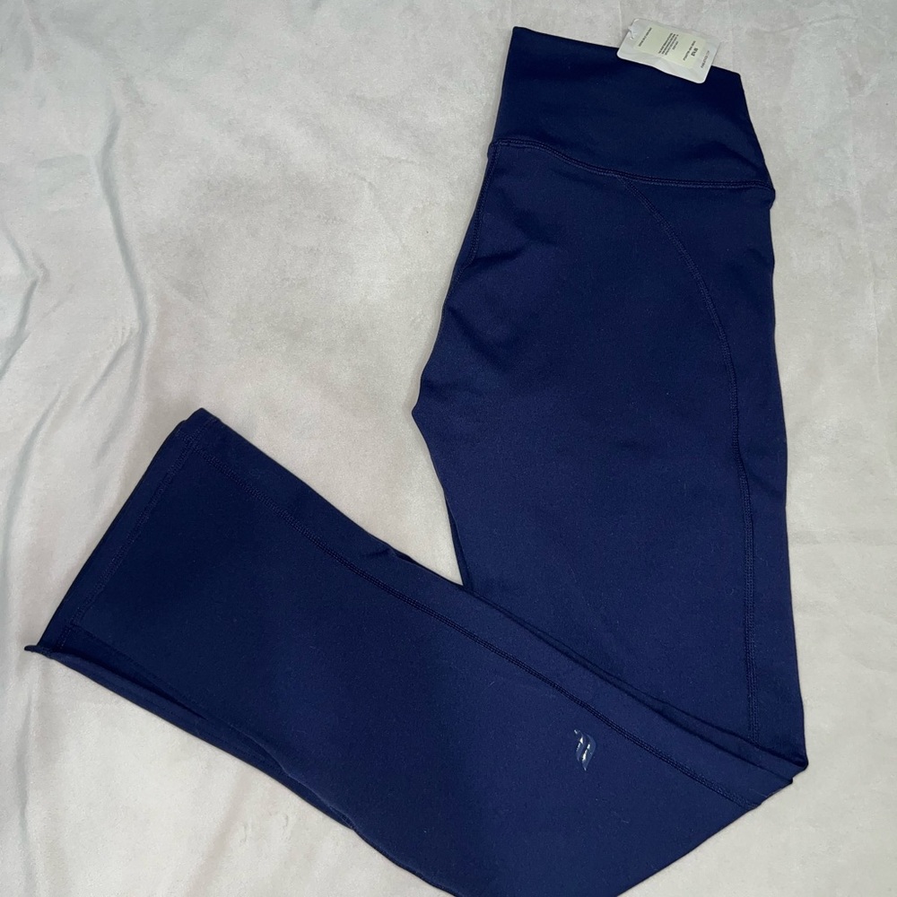 Fabletics Define Powerhold Split Hem Flare Pants size M Short